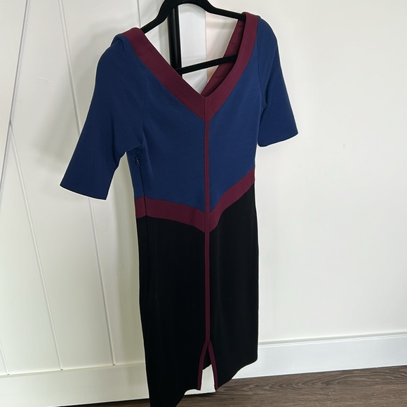 BCBGMaxazria bodycon dress in XS - Picture 2 of 3